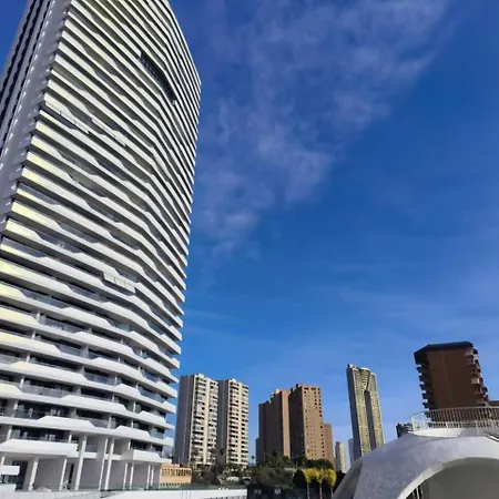 1 * Benidorm