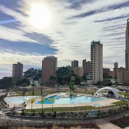1 * Benidorm