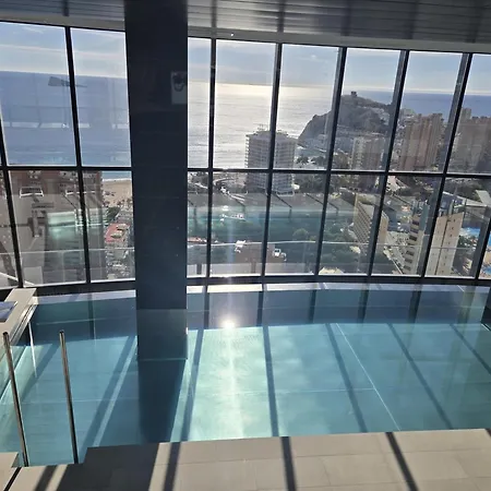 1 * Benidorm